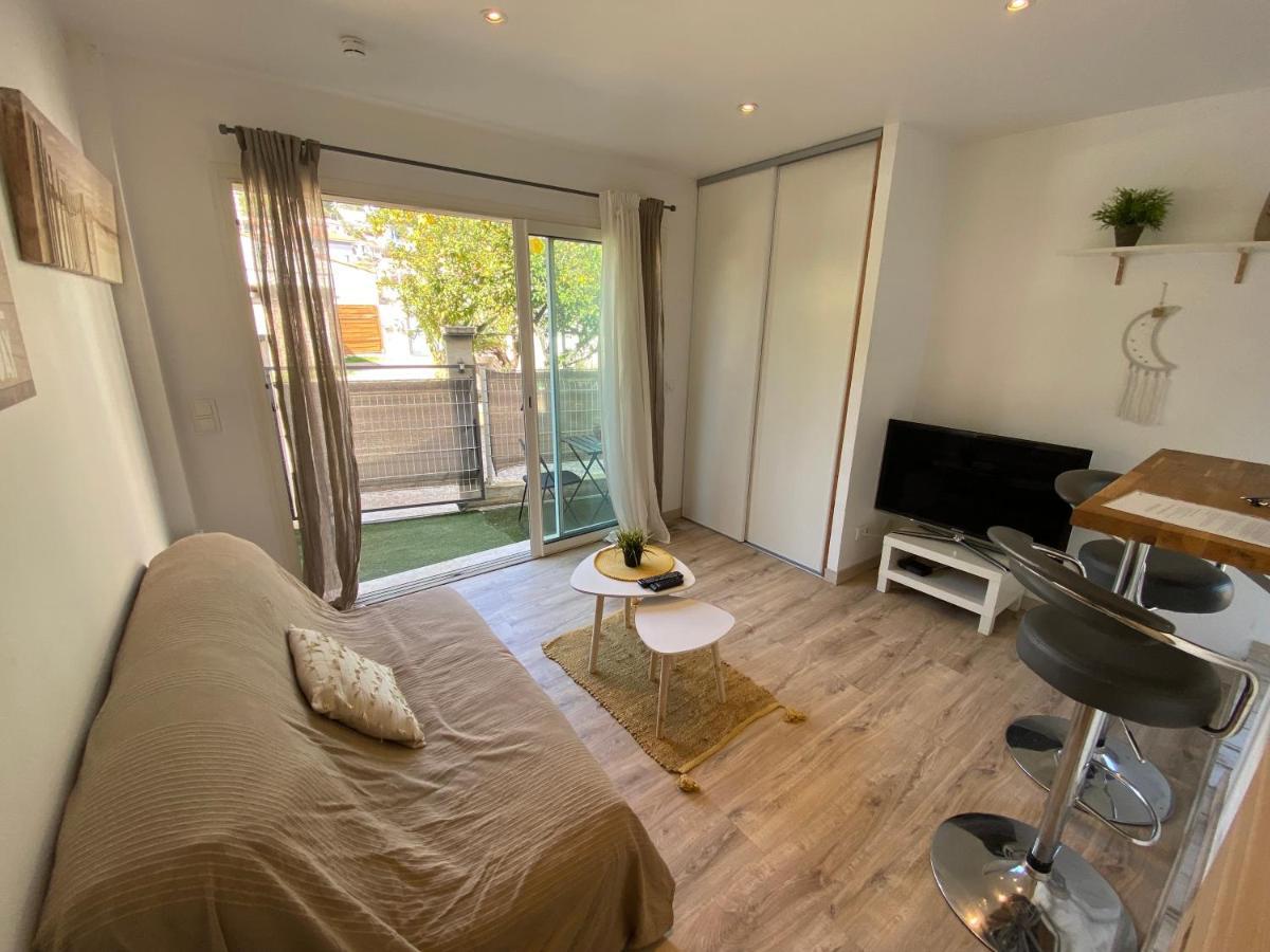 Apartment Proche De La De L'almanarre Hyères